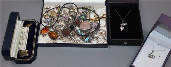 Assorted silver and other jewellery, etc. including amber and Scottish hardstone.